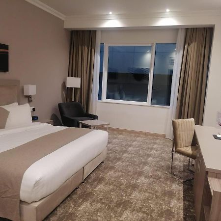 Gloria Hotel & Suites Ad Dawhah Esterno foto