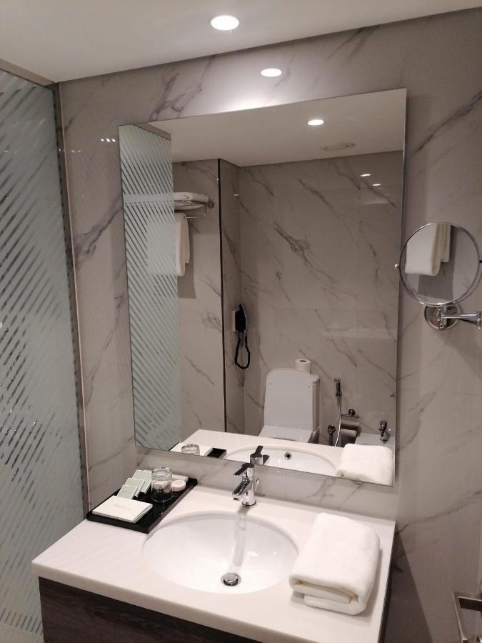 Gloria Hotel & Suites Ad Dawhah Esterno foto